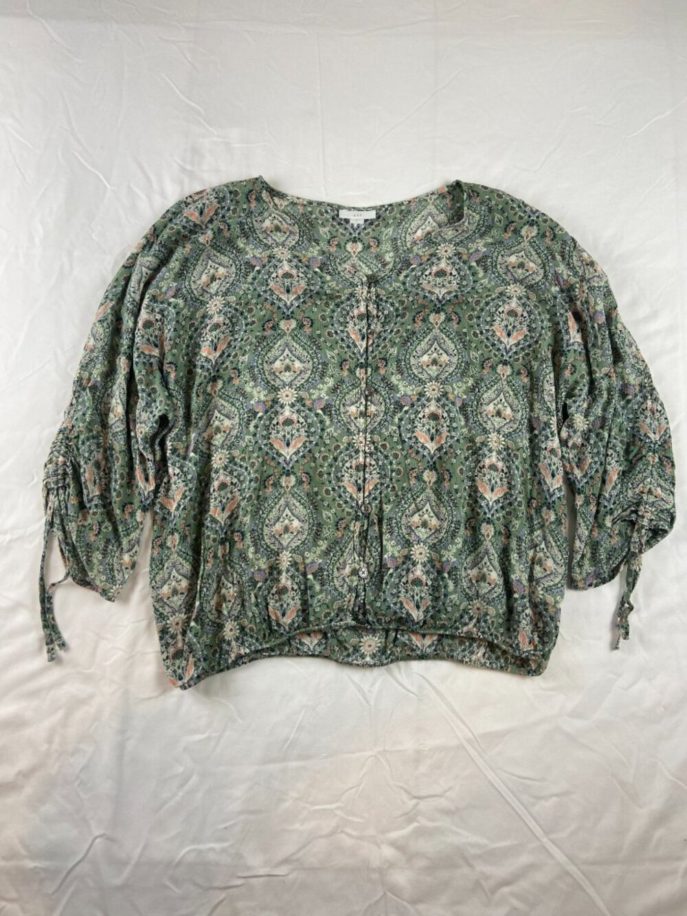 J. Jill Crinkled Button-Front Top | Floral Paisley | Size Medium | Sage Green | - Picture 7 of 10